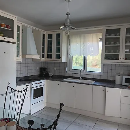 Oasis لِتوخورو